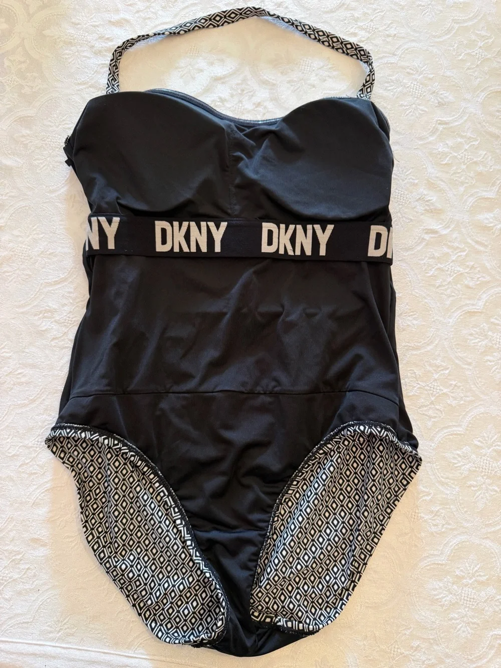 DKNY Swimsuit Size L Black White Geometric Print Halter Tummy Control Ruched - Picture 8 of 12